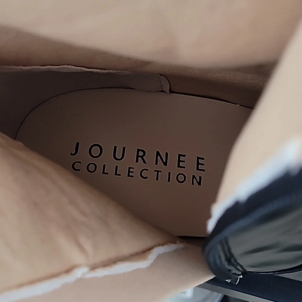 NEW Journee Collection Womens Romilly  Black 9.5M High Knee Boots